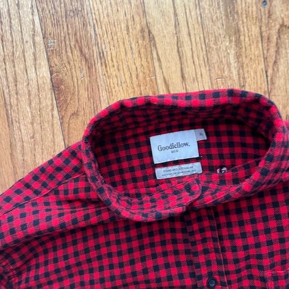Goodfellow and Co. // Great Condition // Red and Black Gingham Button Up - Picture 3 of 3
